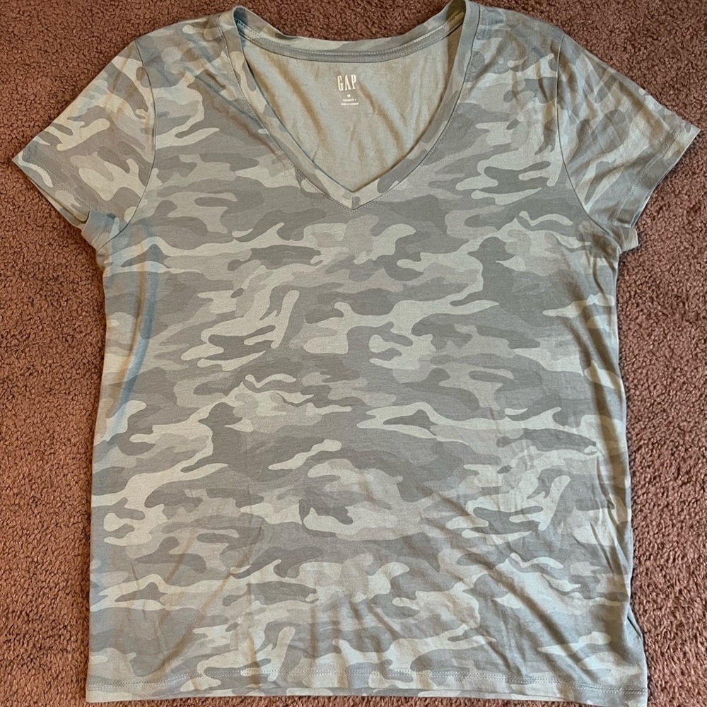 GAP- Tee Shirt​​​​​​​​​​​​